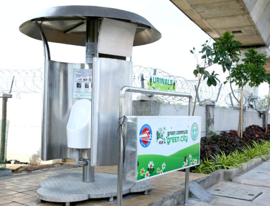 Outdoor Unit Waterless Urinals